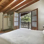 Holiday home Mansion In Nava With Pool & Terrace Nava