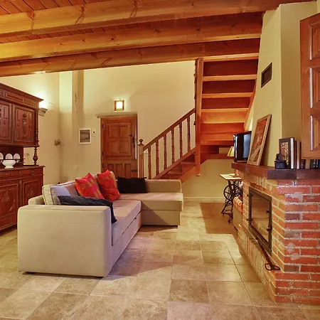 Mansion In Nava With Pool & Terrace Holiday home Nava