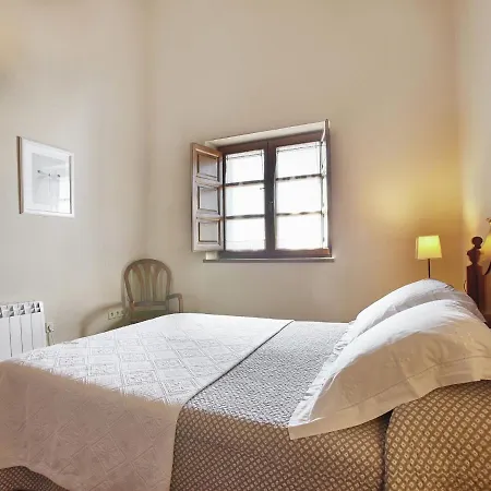 Mansion In Nava With Pool & Terrace Ferienhaus